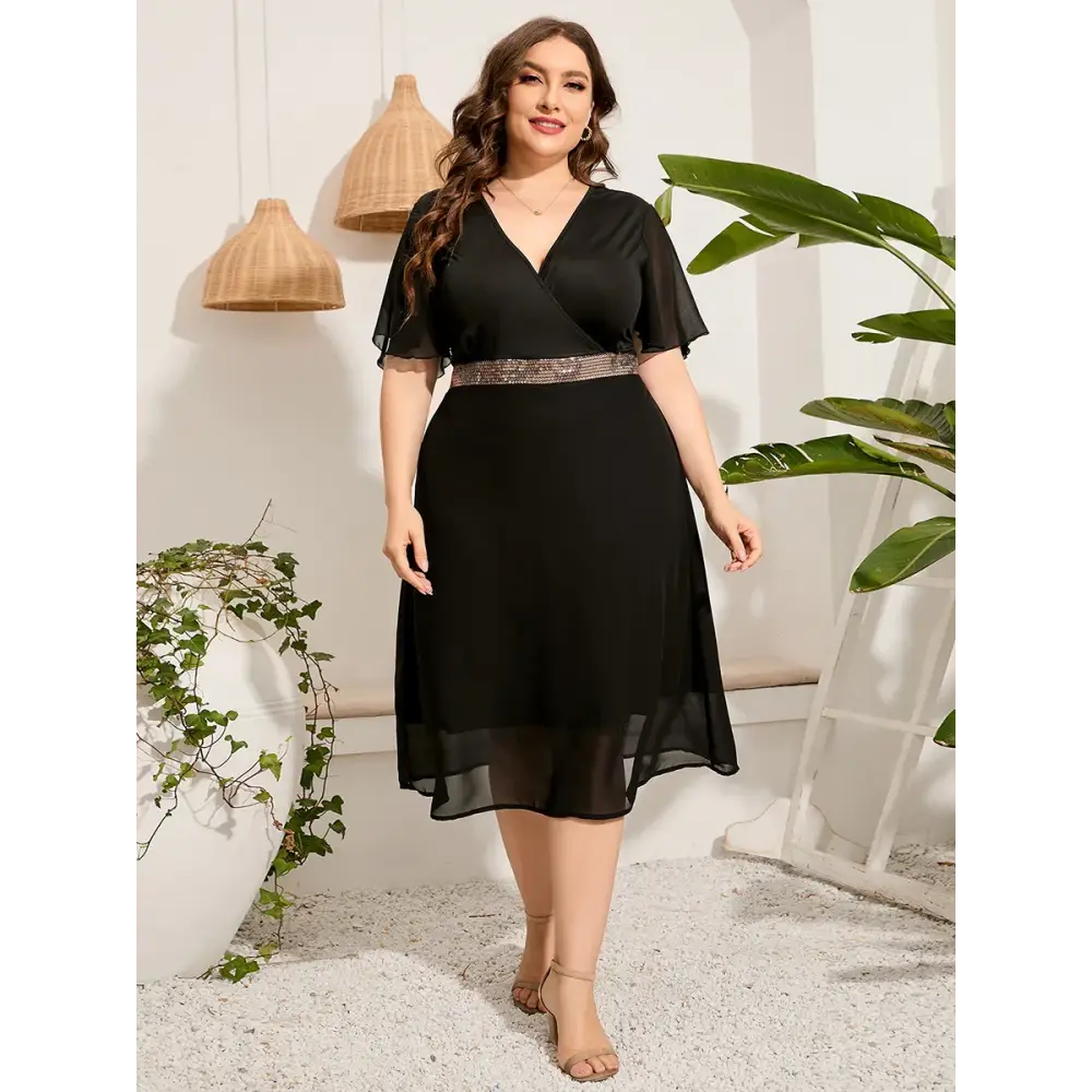 Plus Size Elegant Party Dress - V-Neck & Sequined Waist
