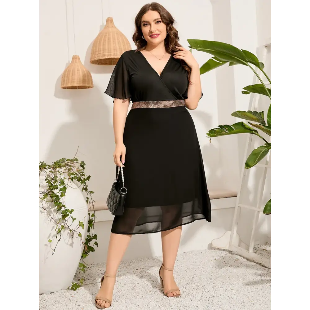 Plus Size Elegant Party Dress - V-Neck & Sequined Waist