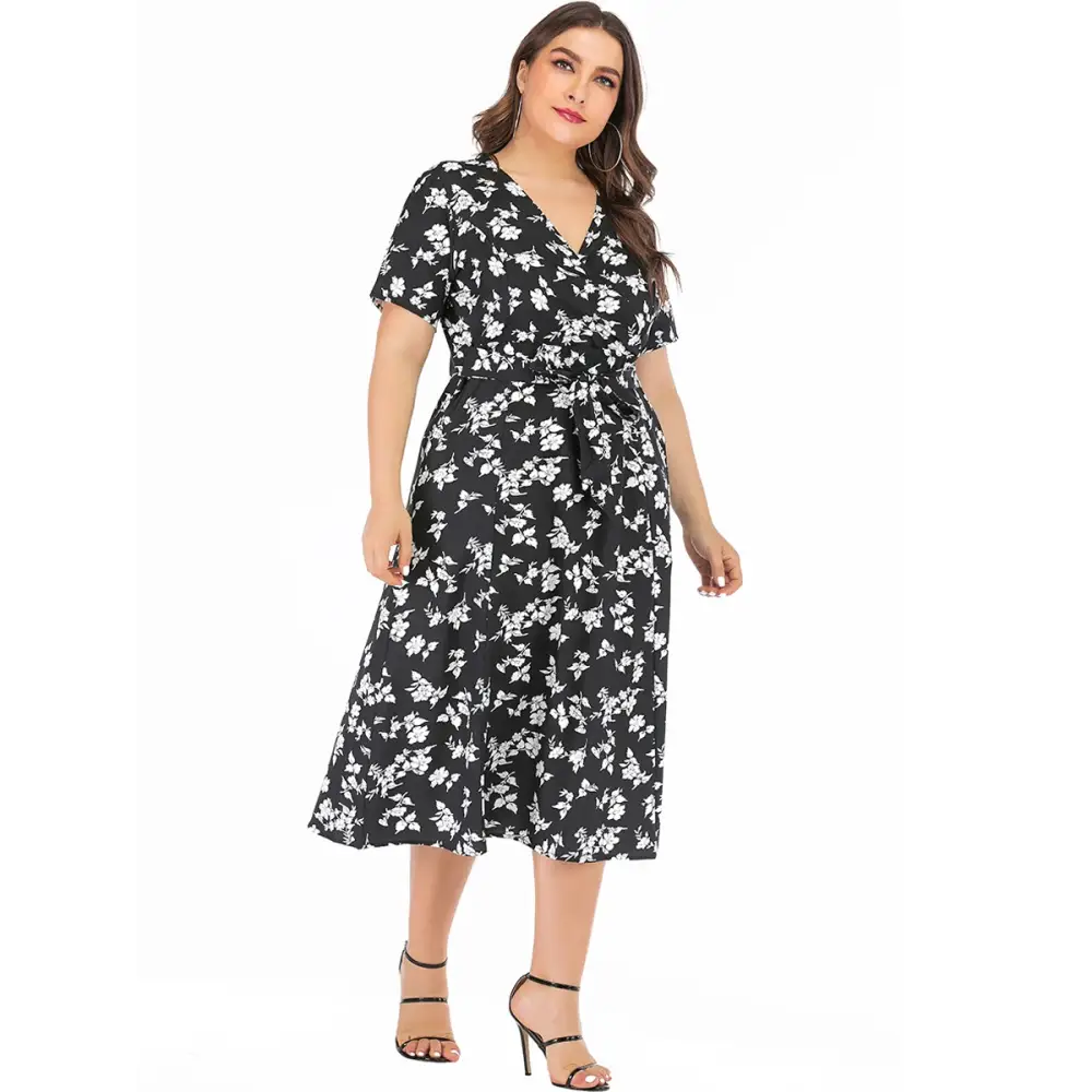 Plus Size Floral Maxi Dress - V-Neck with Pockets