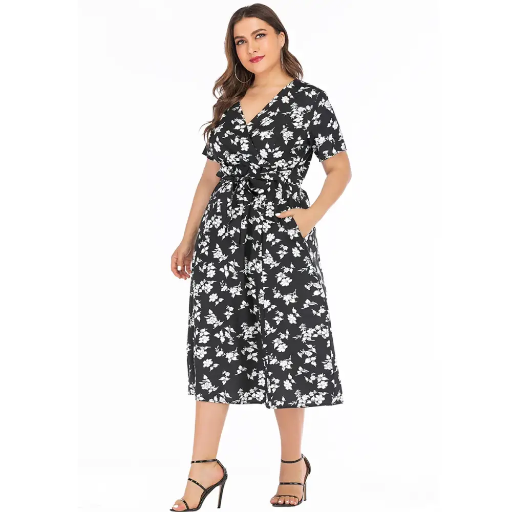 Plus Size Floral Maxi Dress - V-Neck with Pockets
