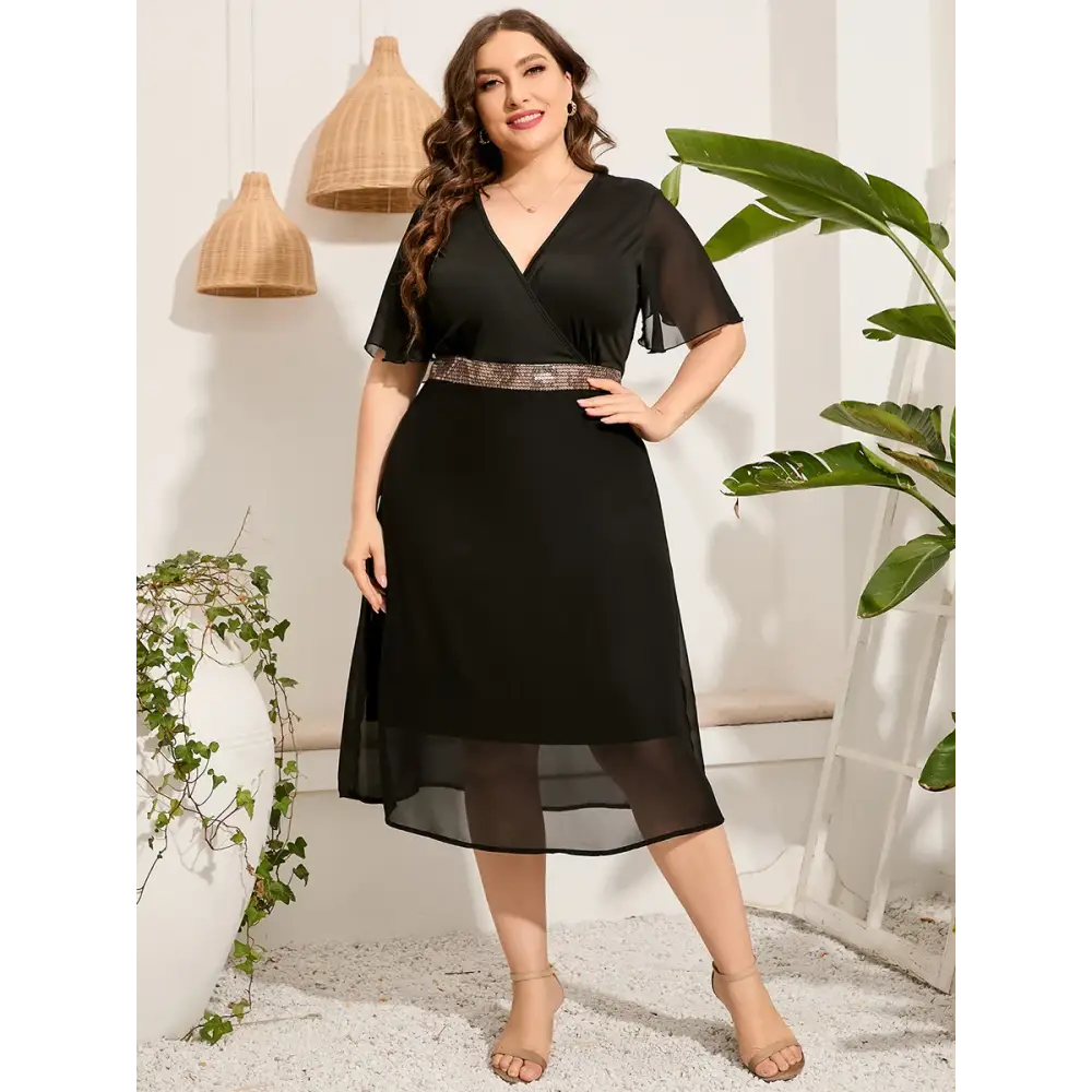 Plus Size Elegant Party Dress - V-Neck & Sequined Waist